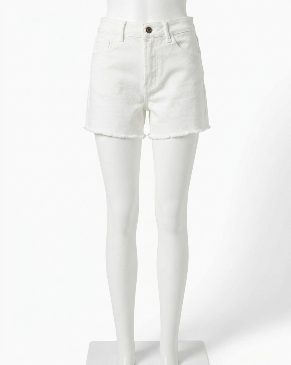 NEW GRACE AND LACE women's casual colored denim shorts in white